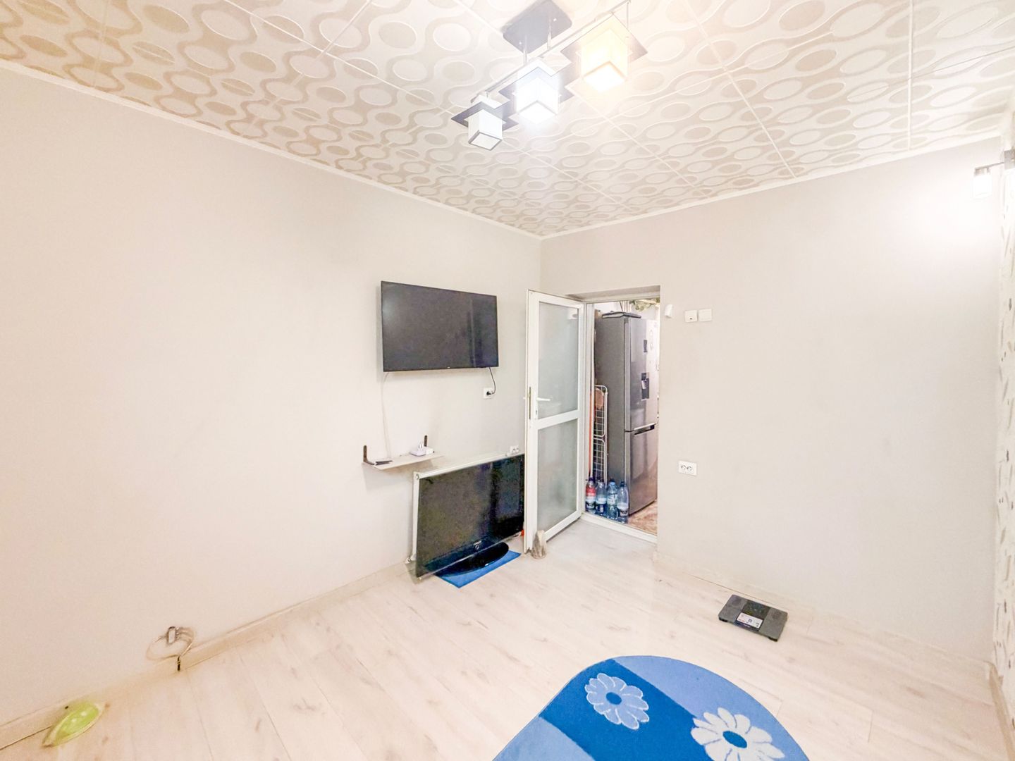 Casă de vânzare 2 camere  Mansarda + Pivnița - Belvedere - Poză 2