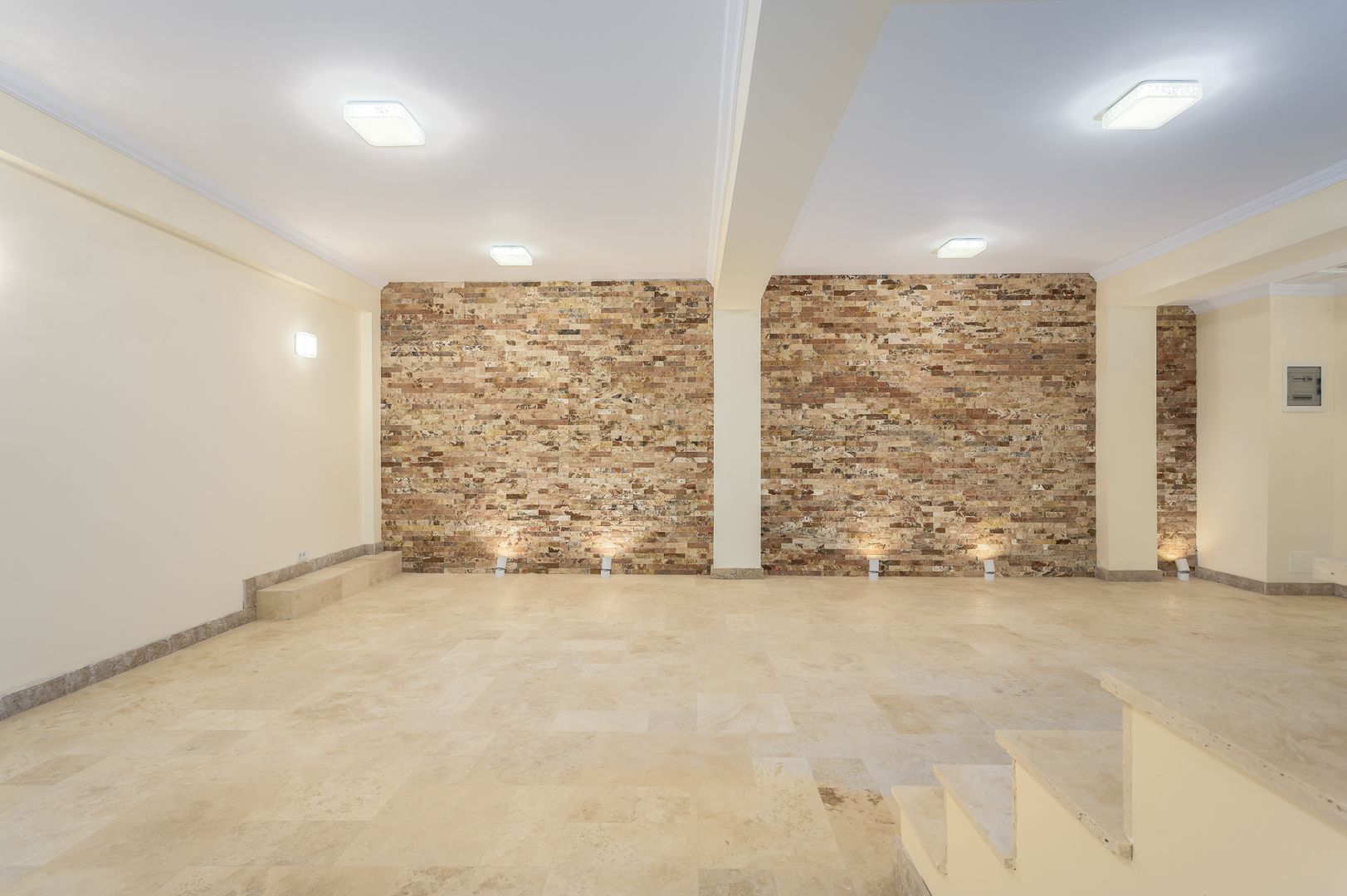 Vilă de inchiriat renovata recent, 1000 mp teren,  terasa de vara - Poză 24