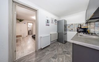 Garsonieră de vânzare–Centrul Istoric Brașov | Ideală regim hotelier - Poză 4