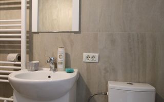 5 minute de Iulius Mall, 3 camere, la casa. - Poză 5