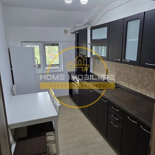 Etaj 4/Apartament 2Camere/Decomandat/Bloc Nou Loc de parcare /CUG! - Poză 4