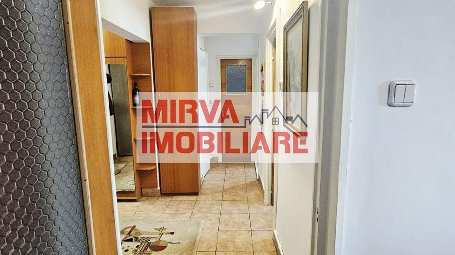 Apartament 2 camere Ultracentral, mobilat, utilat, decomandat - Poză 6