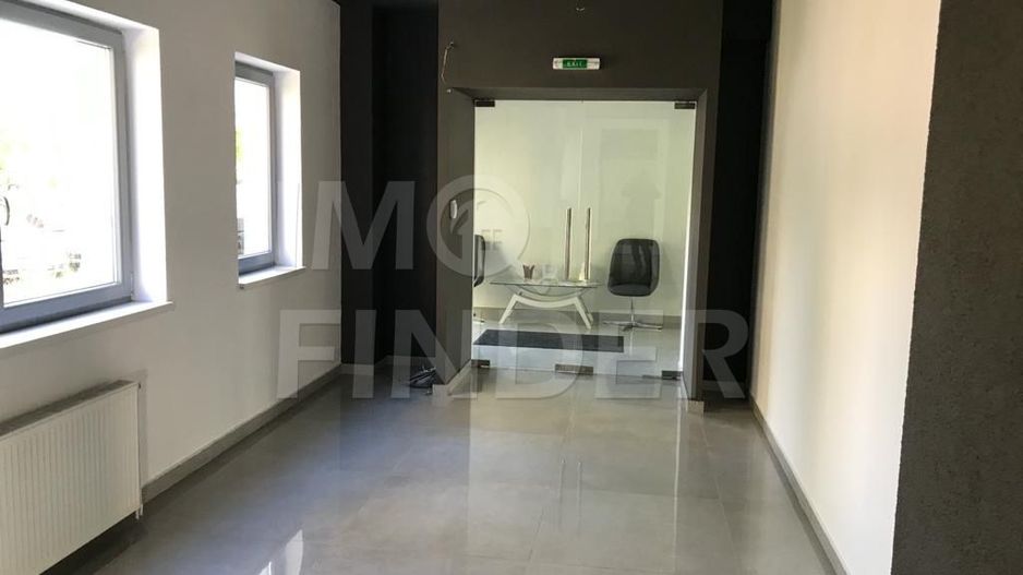 Spațiu comercial pretabil diverse activități , autorizat ISU - Poză 5