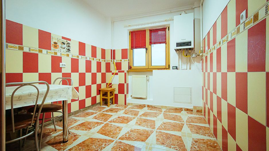 Ideal pentru o familie, toate facilitățile în apropiere - Poză 6