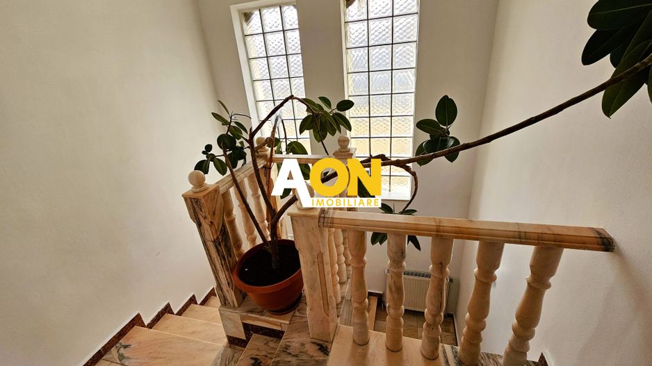 Casa 10 camere, 878 mp teren, toate utilitatile, Barabant - Poză 10