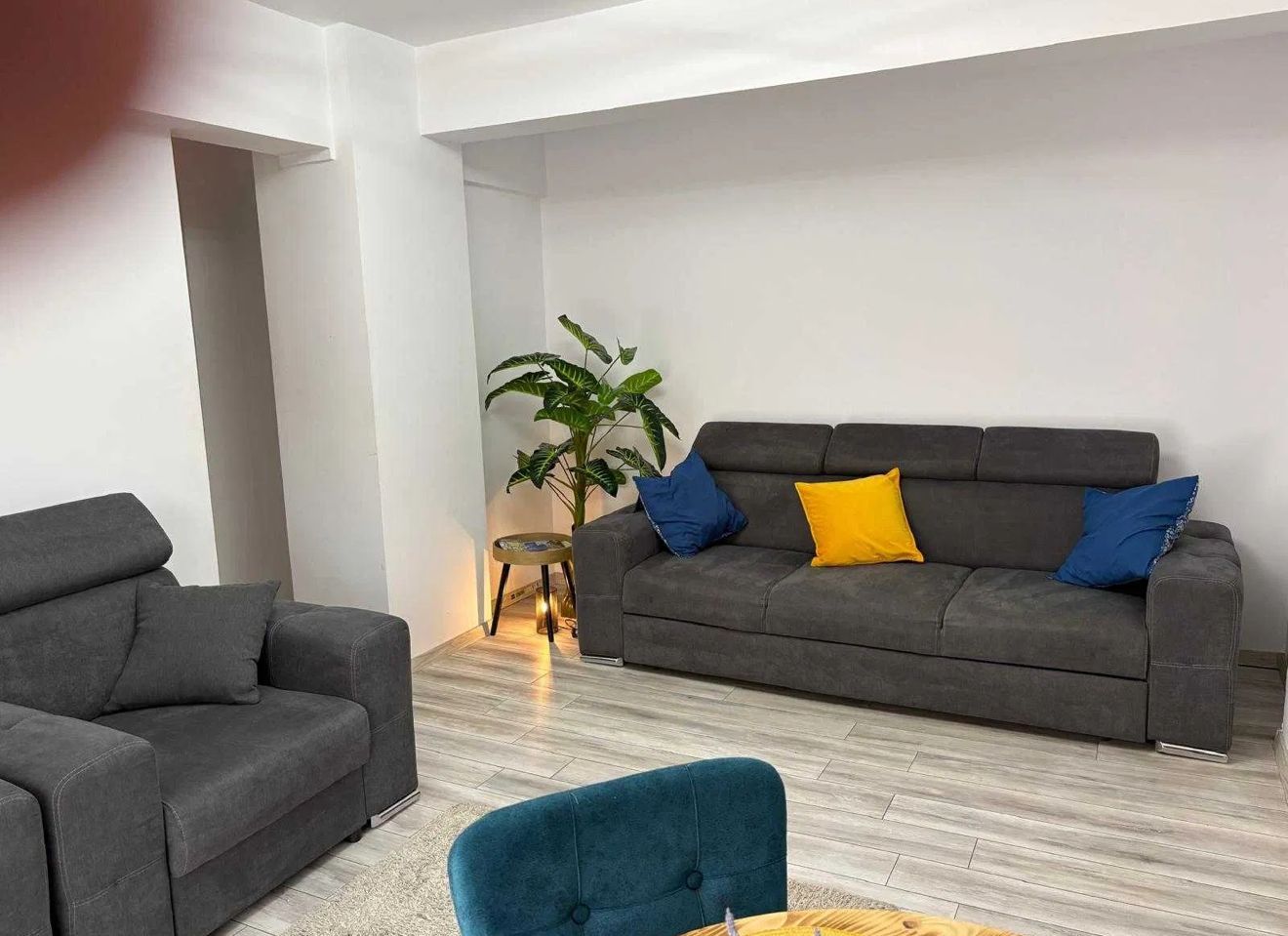 AP. 2 CAMERE CALEA VICTORIEI- BUCATARIE INCHISA, MOBILAT/UTILAT MODERN - Poză 1