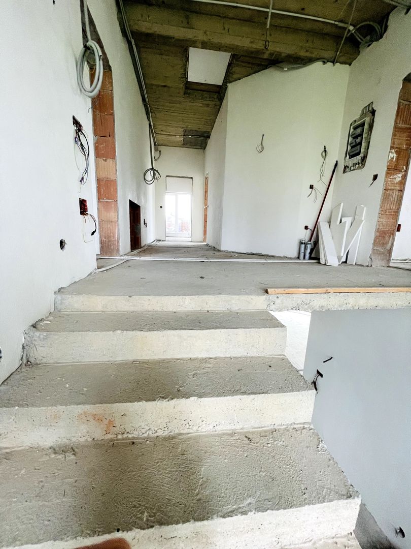 Casǎ de vânzare 7 camere P+E Sânmartin - Poză 11