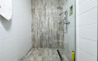 Apartament cu 2 camere+terasa de 23.6 mp/zona străzii Eroilor. - Poză 11