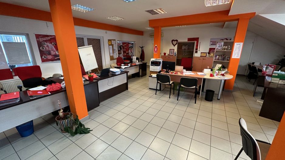 Pretabil grădiniță , clinica zona Lipovei - Poză 17