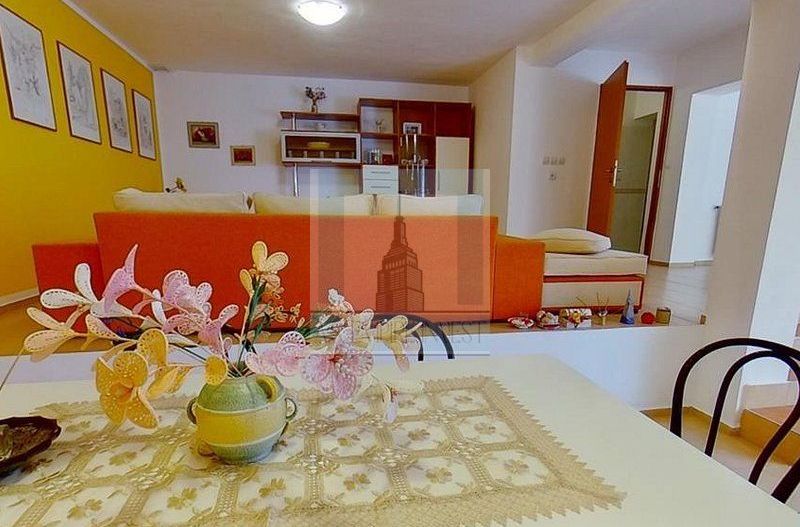 Vilă deosebită cu 6 camere în zona Şchei, Braşov - Poză 9