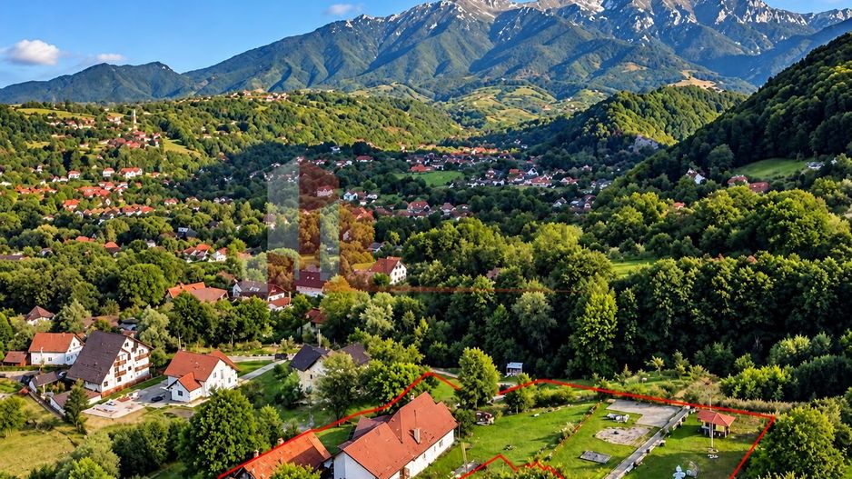 Teren 7.444 mp + casă tradițională în Predeluț–Bran - Poză 2