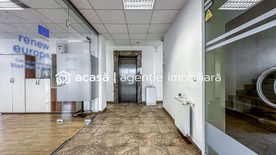 Închiriere spațiu de birouri premium în centru Arad - Poză 7