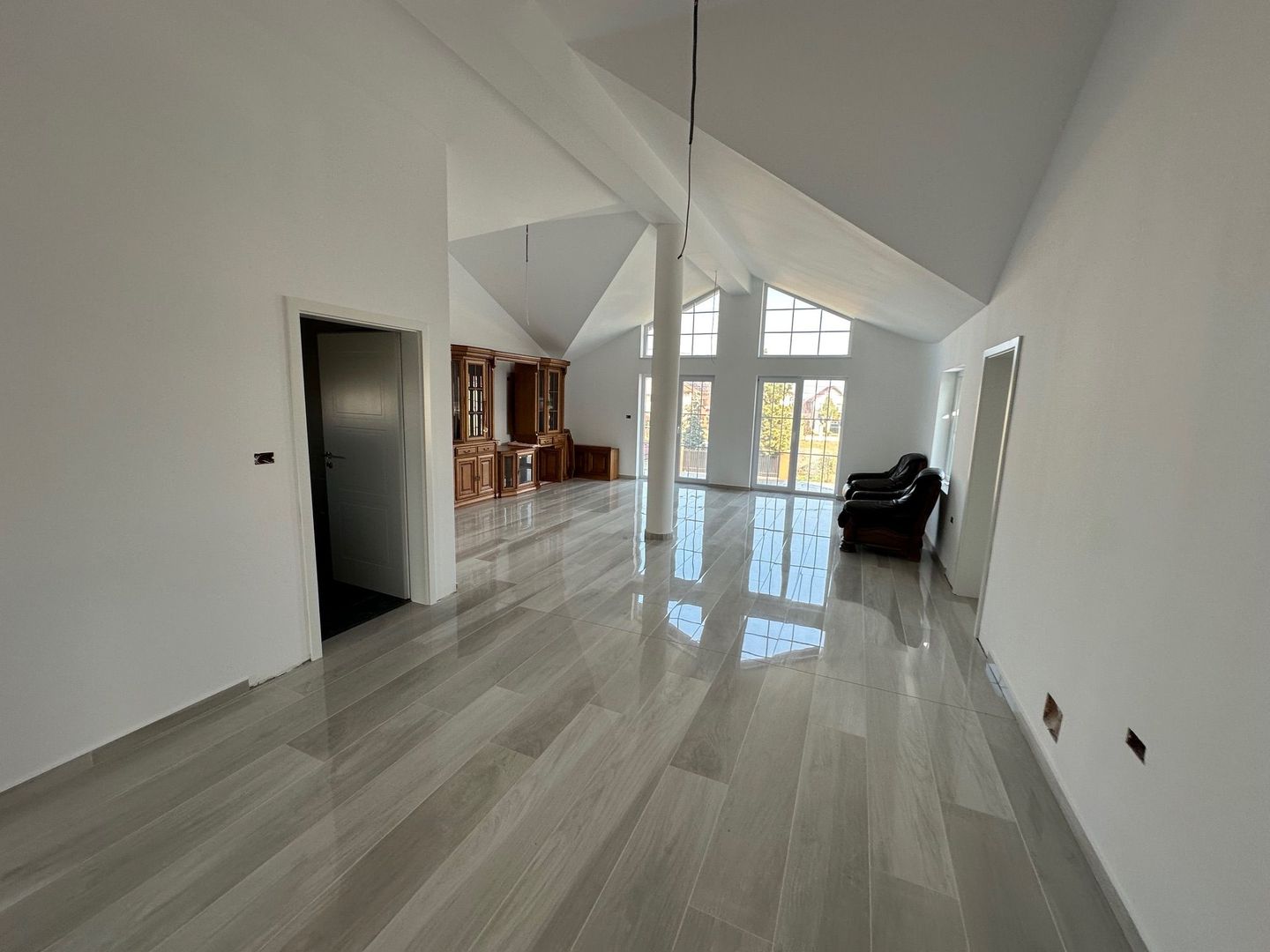 Casa individuala Dumbravita P+ M/ Teren 955 mp cu 2 fronturi - Poză 11