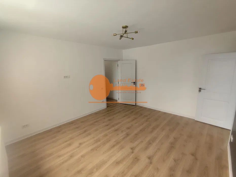 Apartament 3 camere Calea Grivitei - Poză 5