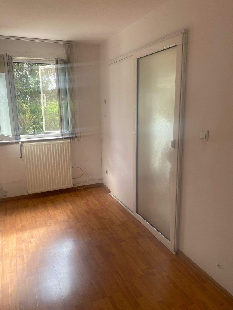 ageuropa.ro vinde ap. 2 cam etaj 2 Micro 14 - Poză 5