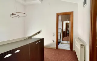 Vila cu 5 camere //2 parking// Zona Domenii - Poză 32