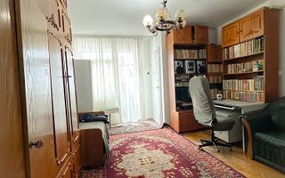 Garsonieră de vânzare în Bd. Victoriei cu vedere spre Tampa - Poză 1