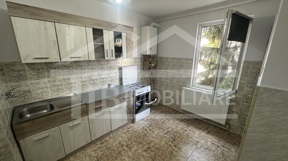 Apartament de 2 camere, 52mp, decomadat,  Zona Pandurilor - Poză 1