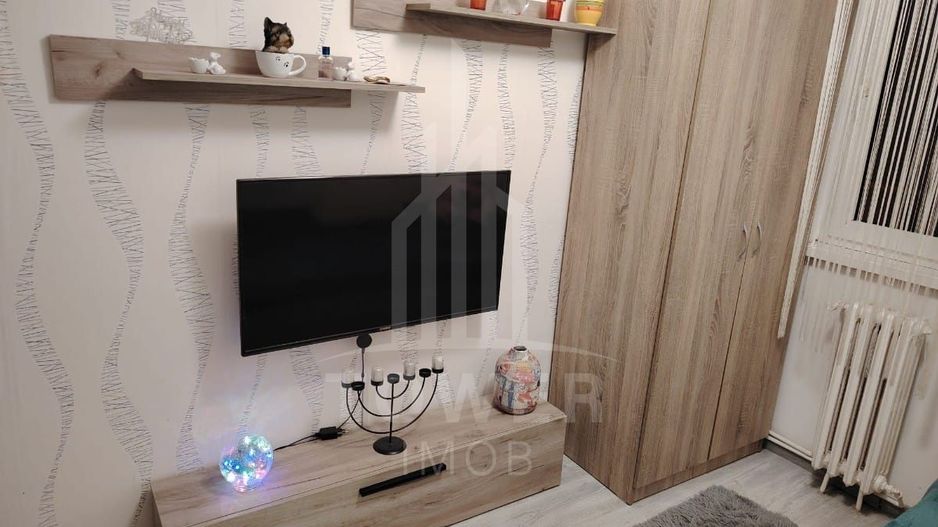 Apartament 3 camere decomandat, etaj intermediar - Poză 7
