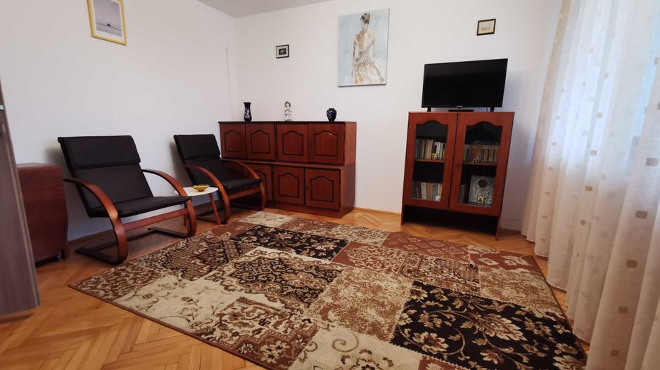 Apartament 3 camere decomandate de inchiriat – complet mobilat si utilat - Poză 2