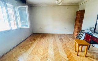 Casa spatioasa cu teren 739 mp in zona Mehala - Poză 9