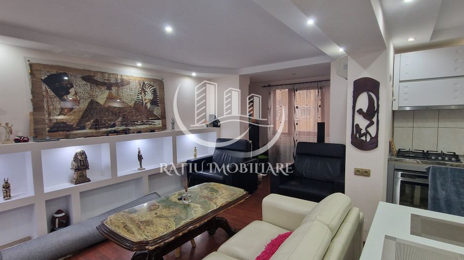 Apartament cu 3 camere | Ascensor | Rogerius | Oradea - Poză 3