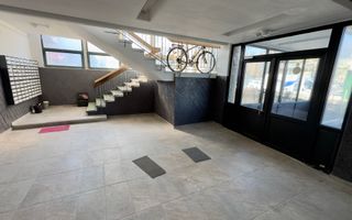 Garsoniera moderna, renovata, cu vedere panoramică – Parcul Tractorul, Brașov - Poză 19