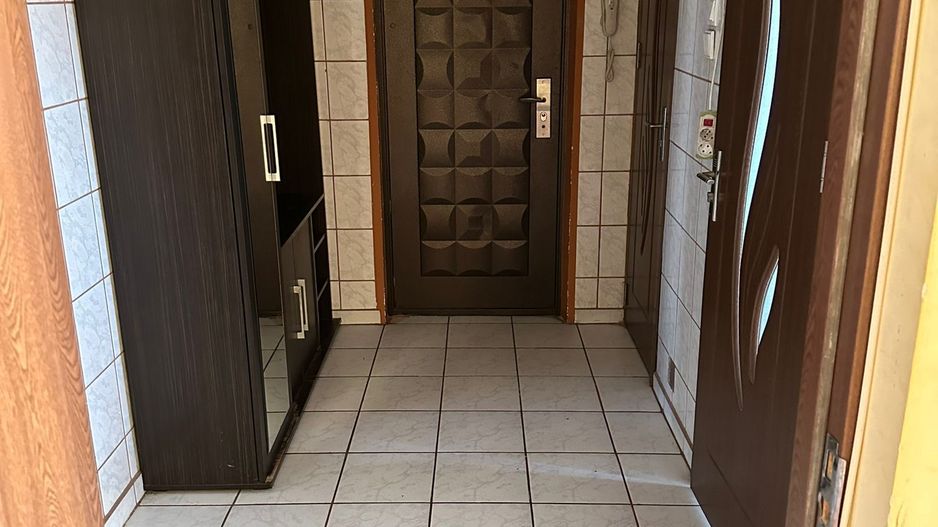 Apartament 3 camere vanzare  in Drumul Taberei - Prelungirea Ghencea - Poză 5