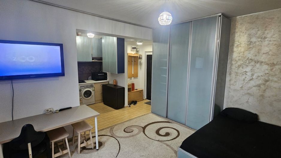 Garsoniera renovata complet – Piata Alba Iulia - Poză 1