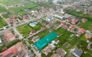 Vilă cu 8 camere în Săcălaz, zonă Centrală - Poză 4