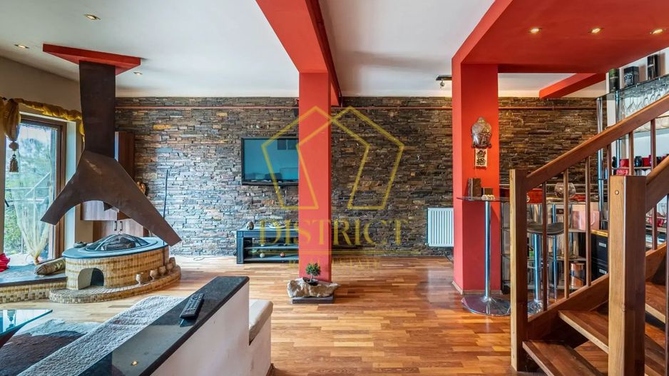 0% COM Apartament cu 3 camere, scara interioara, semineu | Favorit - Poză 1