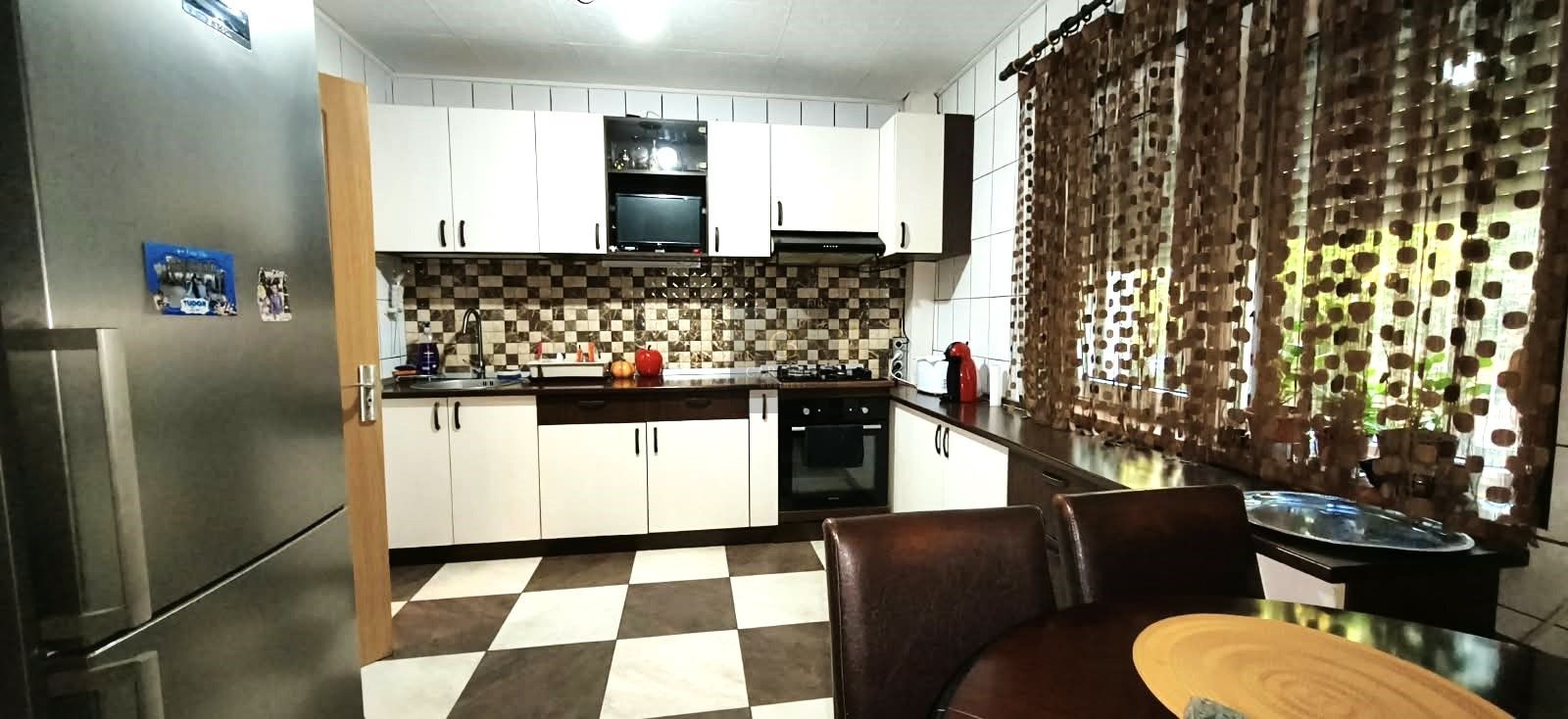 2 CAMERE | DECEBAL | THEODOR SPERANTIA - Poză 6