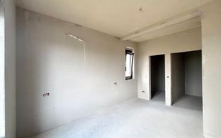 Duplex cu 4 camere, vatra satului, toate utilitatile - Sacalaz - Poză 9