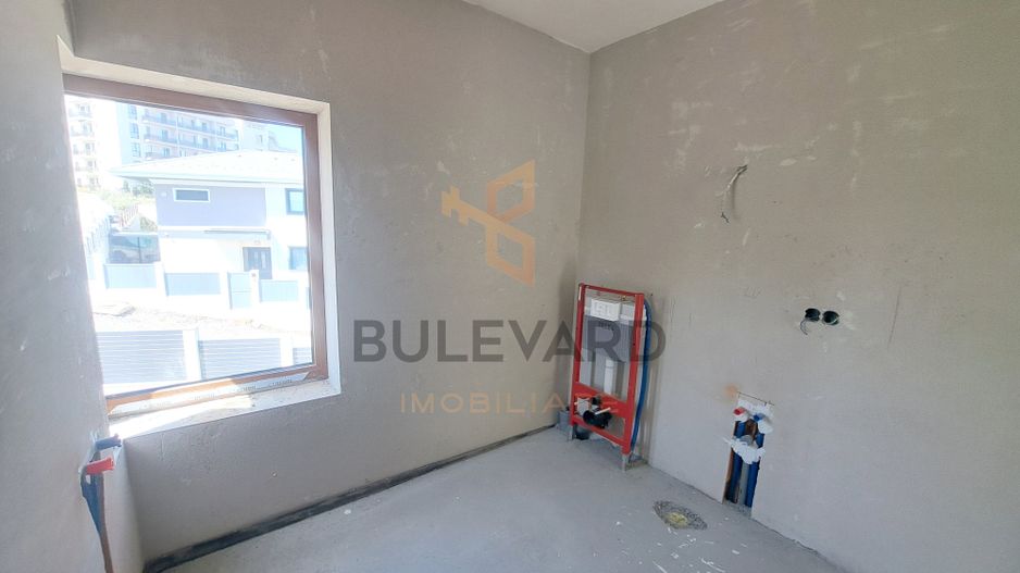 Casa tip duplex in zona Vivo Mall,  str Razoare Floresti - Poză 20
