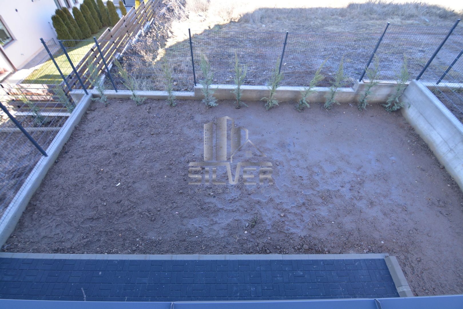 Casa de tip Duplex cu demisol si terasa - Poză 22