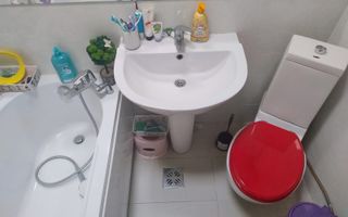 Apartament cu 2 camere, decomandat, mobilat, bloc 2010  Tatarasi - Poză 11