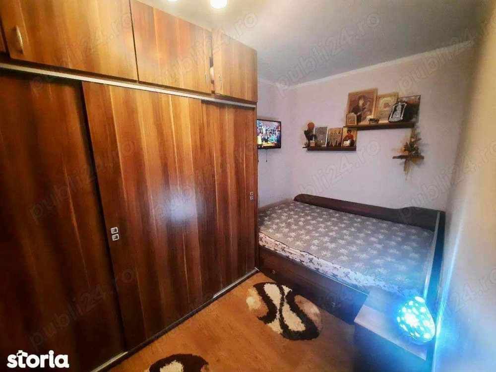 BRASADAS vinde ap cam etaj 4/4 Humulesti. - Poză 4