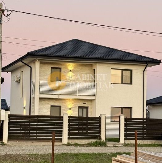 Casa 5 camere - 2 bai - P+1 - La asfalt - 120mp utili - Poză 4