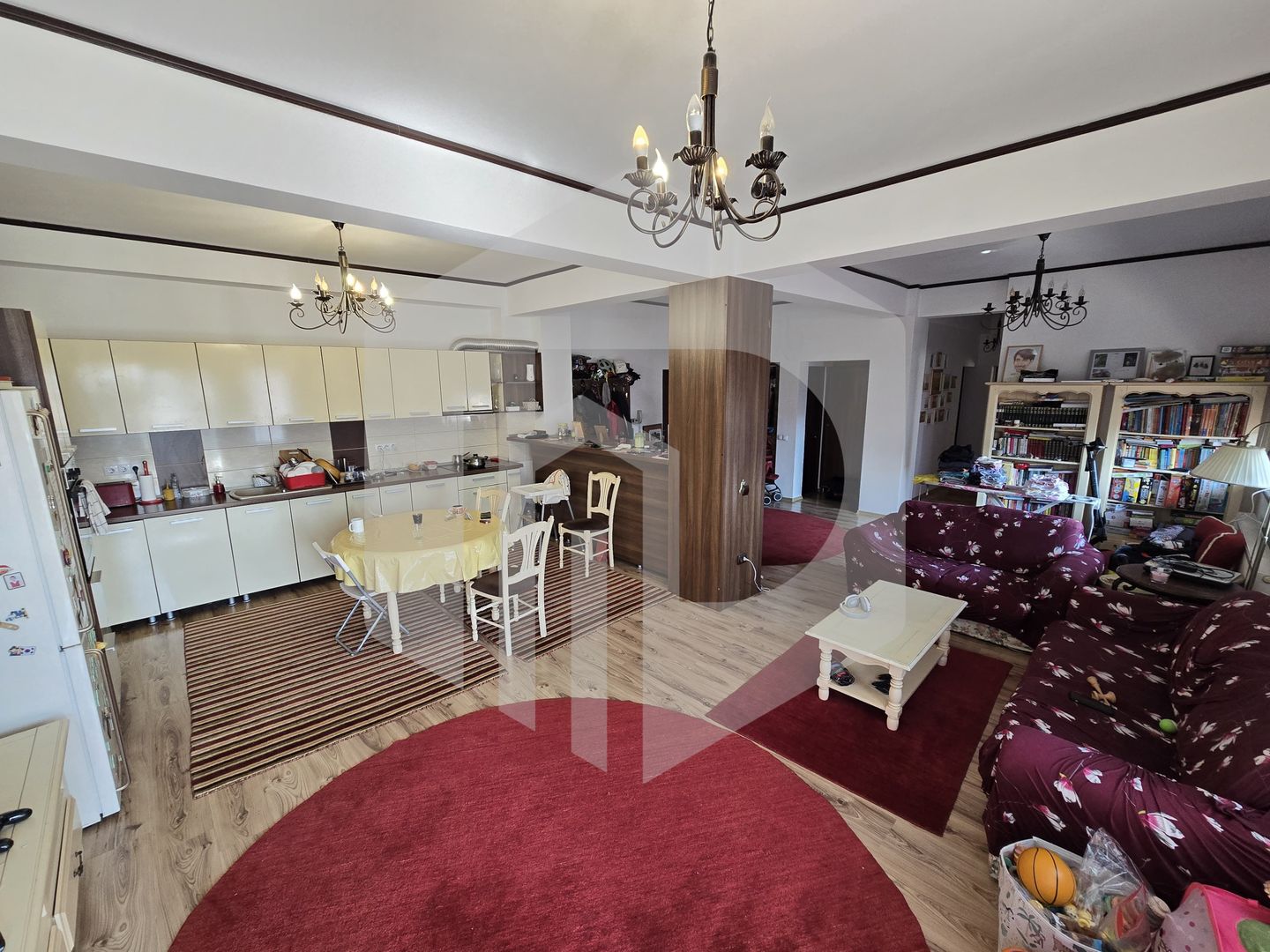 Apartament 3 camere decomandate parcare subterana Calea Dumbravii - Poză 7