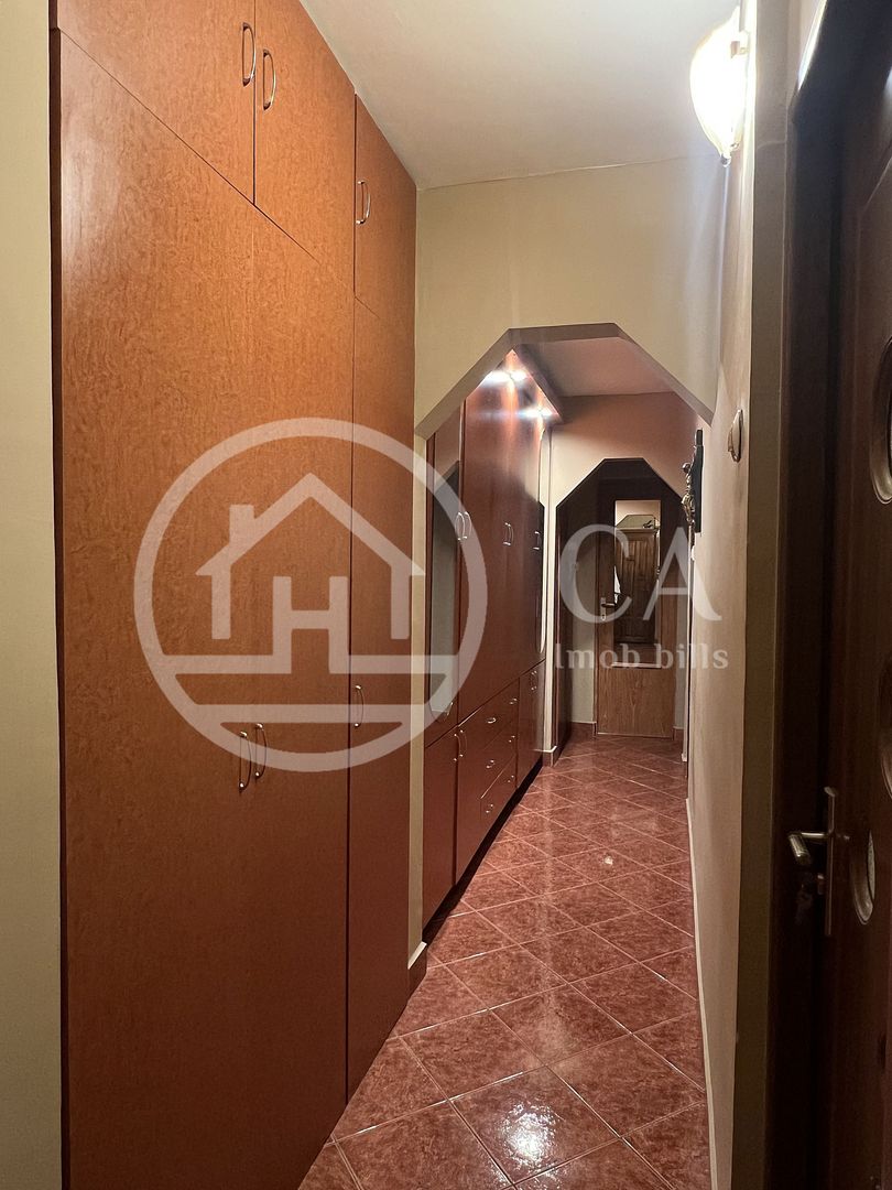 Apartament cu 3 camere de vanzare Leonardo Da Vinci, Nufarul, Oradea - Poză 3