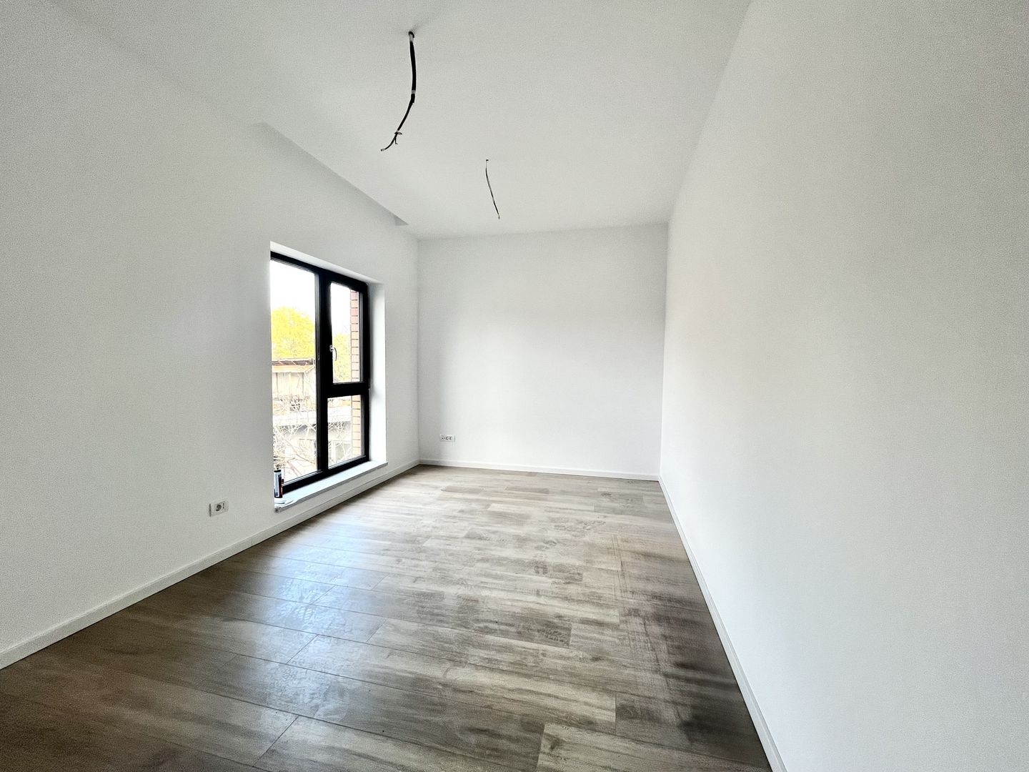 Casa individuala - 149 mp util - terasa rooftop cu jacuzzi de 32 mp - Poză 15