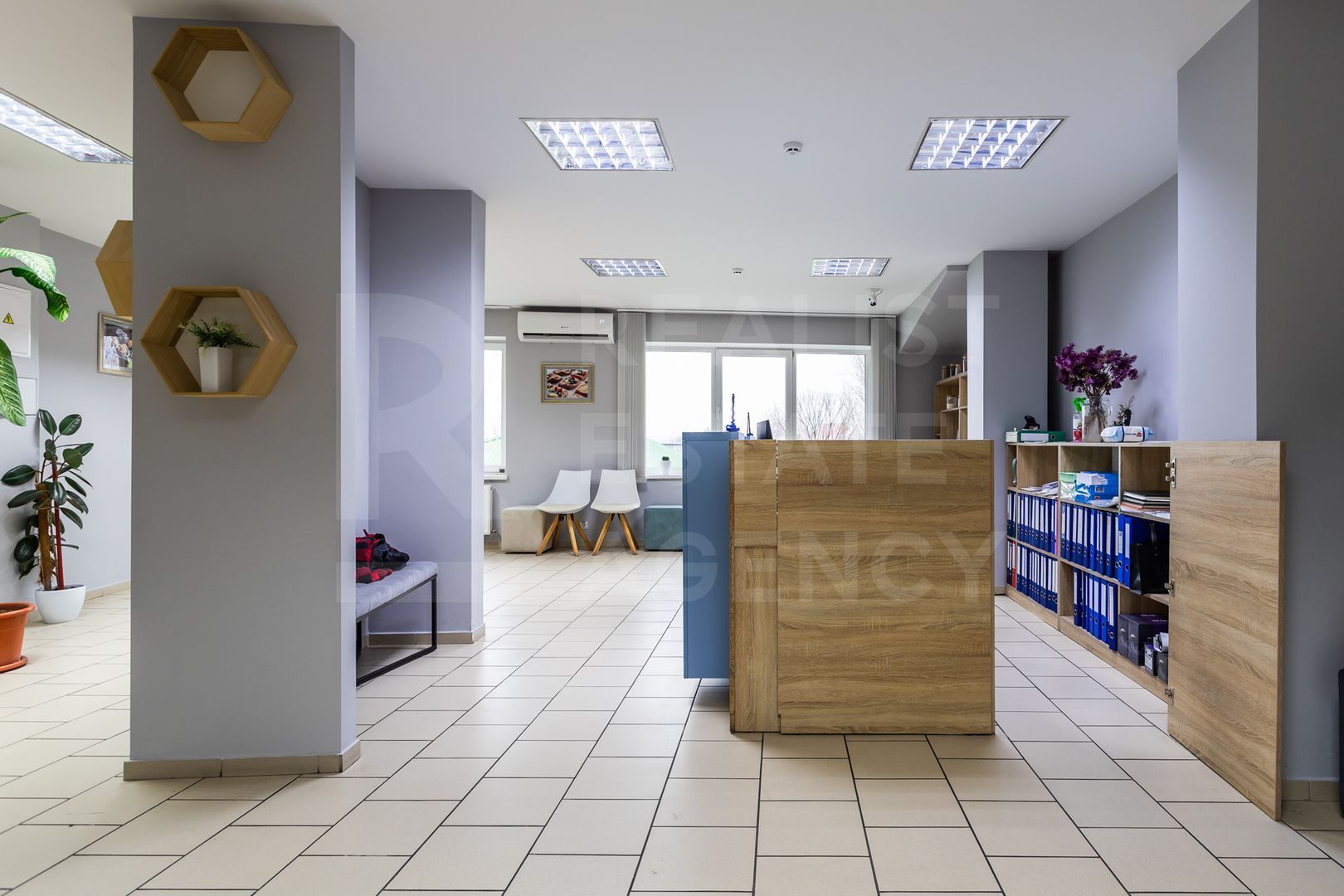 Vânzare, spațiu comercial, ​​1260 mp, str. Feredeului, Râșcani - Poză 2