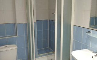Apart 3 camere , bloc nou , utilat , mobilat, parcare privata - Poză 5