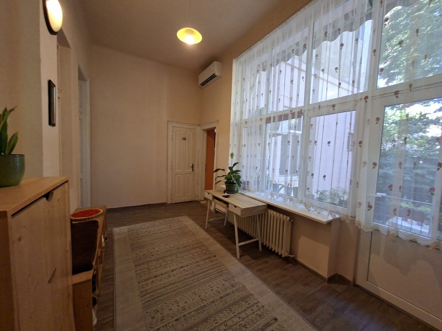 Apartament generos 4 camere la 5 minute de Piața Victoriei - Poză 3
