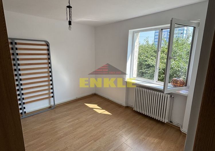 De închiriat apartament cu 2 camere, strada Octav Onicescu - Poză 2