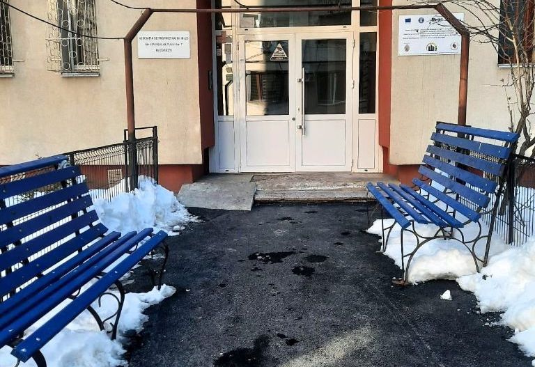 Apartament Luminos cu Vedere la Piscină – Berceni, Strada Izvorul Oltu - Poză 10