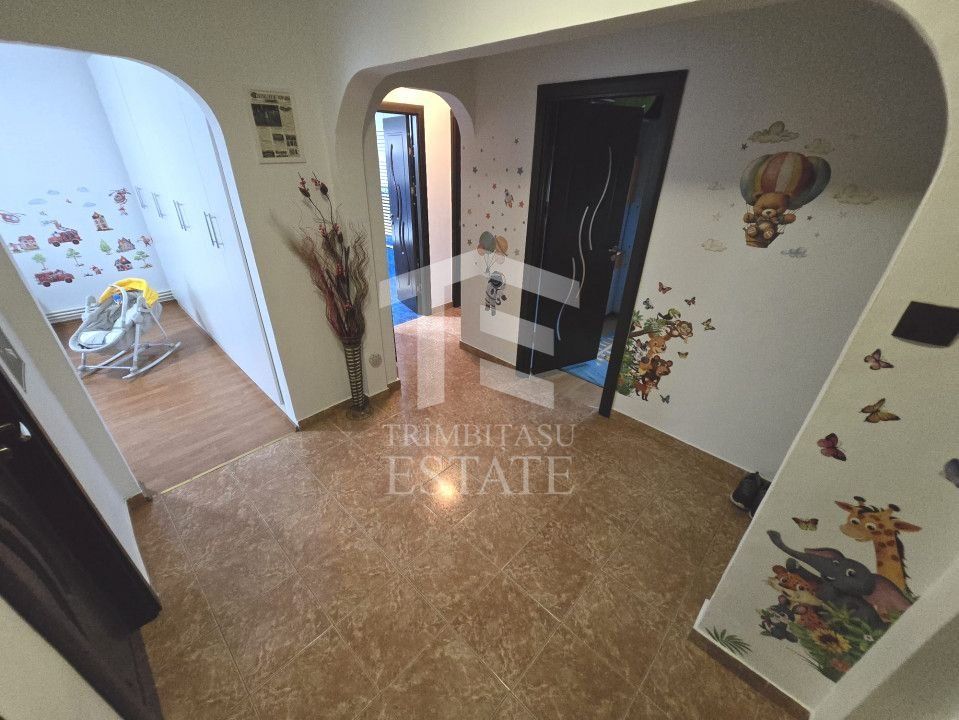 INEL I - Apartament cu centrala pe gaz, loc de parcare si pod de 60 mp - Poză 40