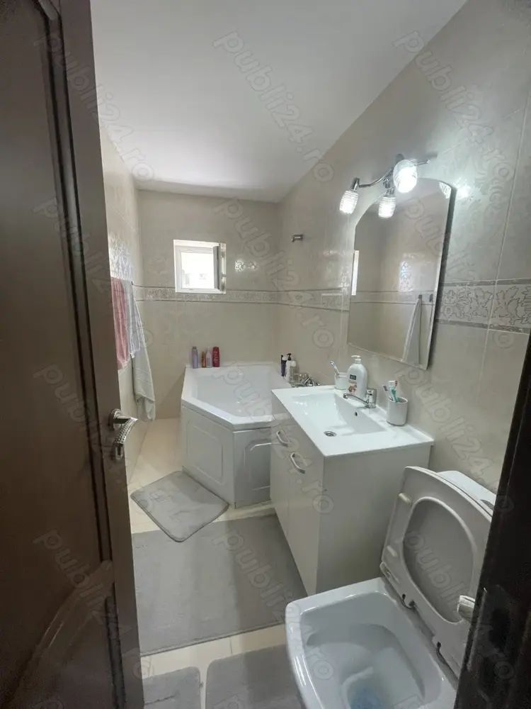 De vanzare apartament 3 camere - zona doamna Ghica - Poză 1