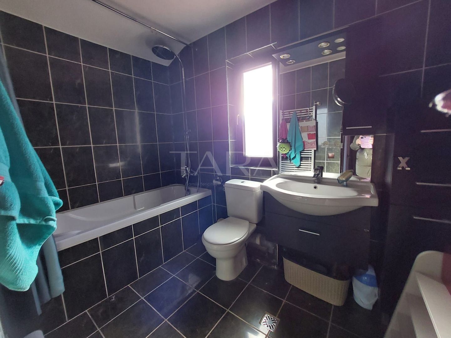 Casa visurilor tale în Florești, in aproprierea strazii Avram Iancu. - Poză 18