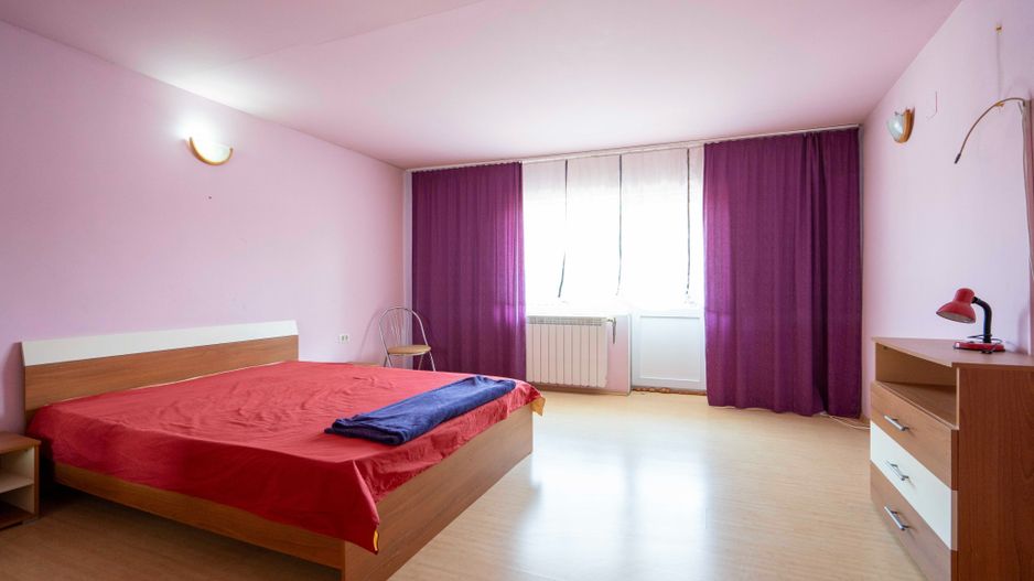 Casa cu 5 camere si 350 mp de teren in spate la parcul Salca - Poză 8